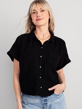 Old Navy Black Short-Sleeve Button Front Shirt